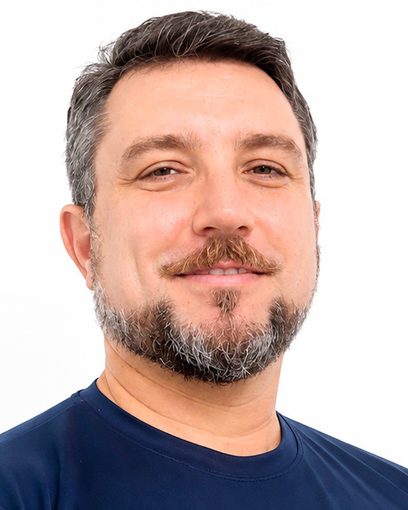 Prof. Thiago Bernhard